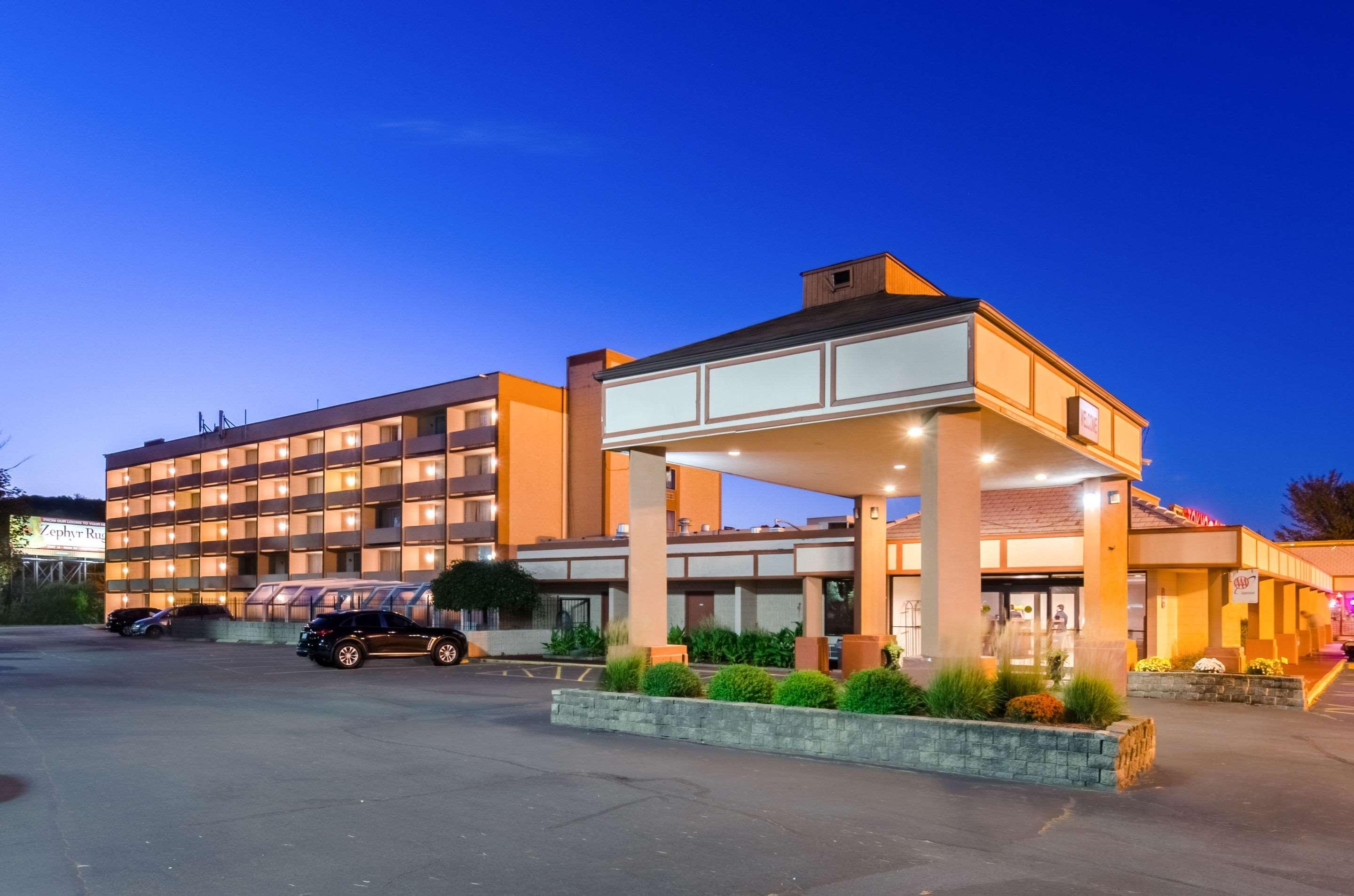 Quality Inn Вест-Спрінґфілд Екстер'єр фото